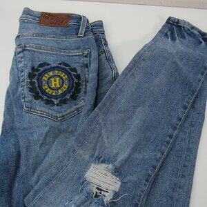 Tommy Hilfiger New York Skinny Distress Embroidered Pocket 31/32 Denim Jeans